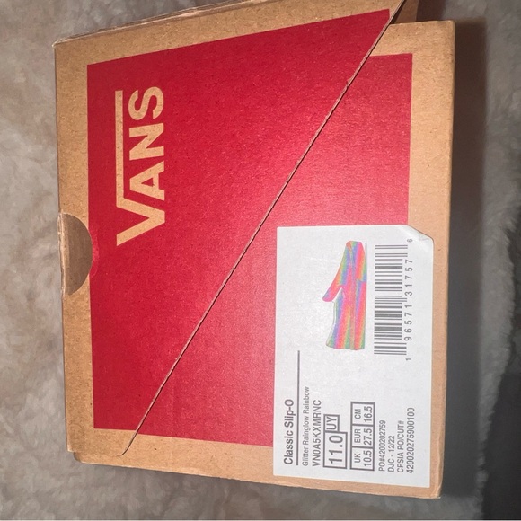 Kids Vans slip on sneakers - Picture 7 of 11